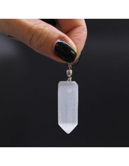 Pendentif Oblix en sélénite – Pureté zen