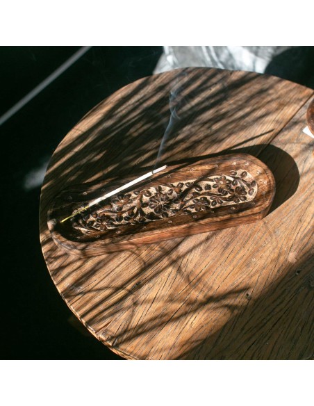 Grand plateau porte?encens en bois de manguier – Motif floral
