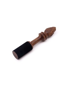 Maillet en bois sculpté – Namaste