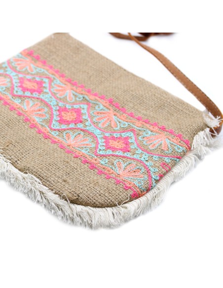 Sac à franges – Broderie estivale