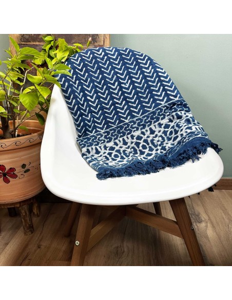 Plaid indigo fait main 170×120 cm - Flèches Seedha