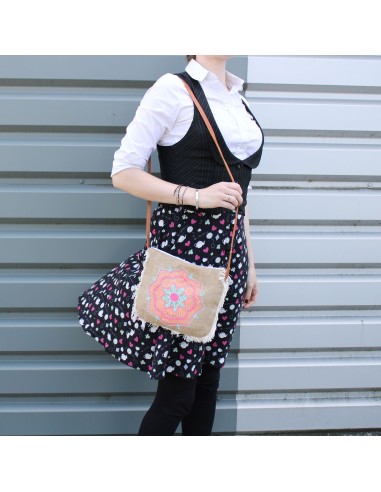 Sac à franges – Broderie mandala