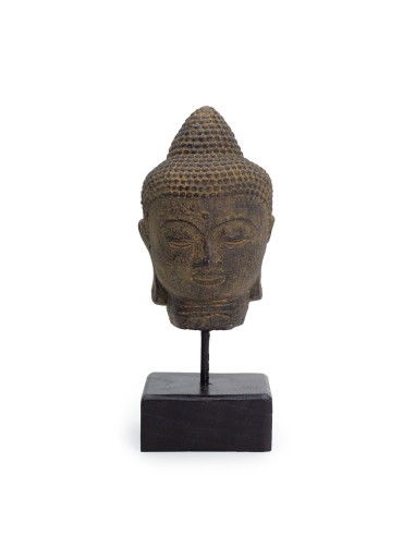 Tête de Bouddha reposée sur socle – Sérénité profonde