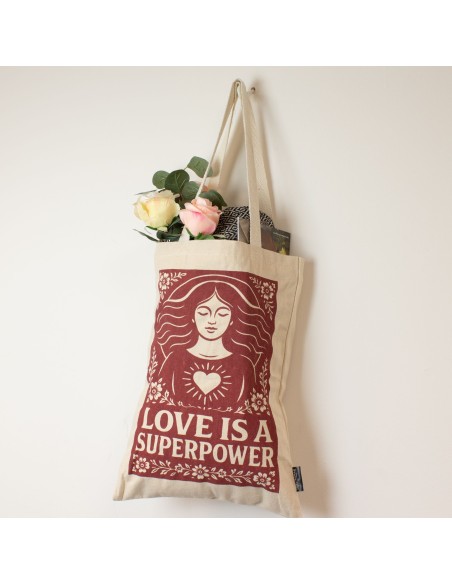 Sac tote Nomad Sari iconique – «?L’amour est un super?pouvoir?»