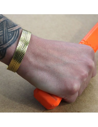 Bracelet tibétain en laiton – Feuille tribale large
