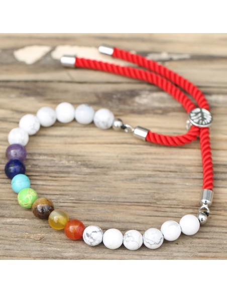 Bracelet fil rouge – Howlite blanche & chakras