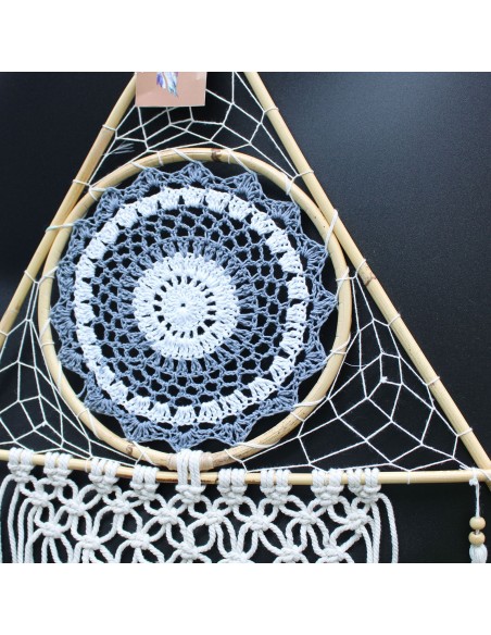 Attrape-rêves macramé pyramide – Énergie structurée
