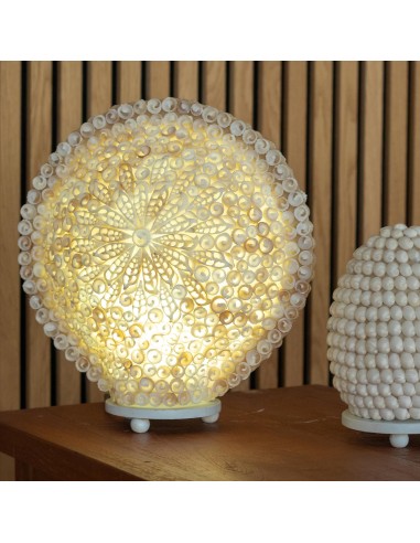 Lampe boho en coquillages – Lumière océane