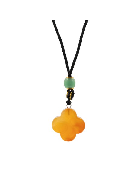 Collier jade rouge – Trèfle porte-chance