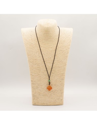 Collier jade rouge – Trèfle porte-chance