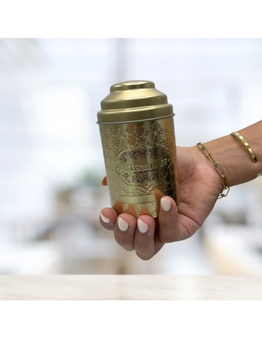 Boîte métallique avec couvercle bombé