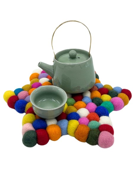 Centre de table étoile en feutre – Multicolore