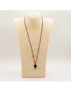 Collier croix en agate noire – Protection zen