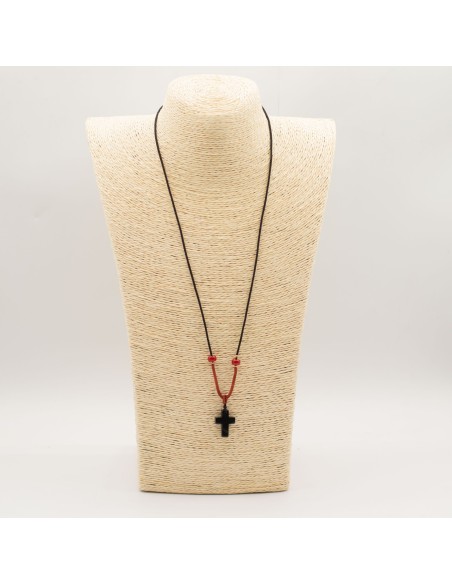 Collier croix en agate noire – Protection zen