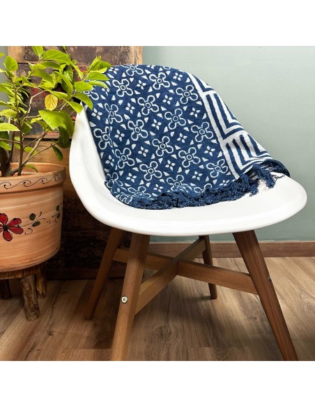 Plaid indigo artisanal – Motifs Kasba