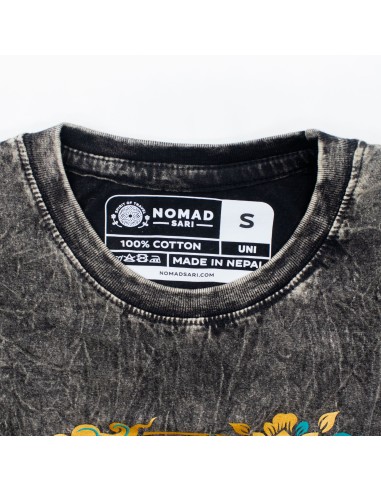 T-shirt en coton lavé en pierre Nomad Sari - Boussole de la Vie - Gris Charbon - Petit